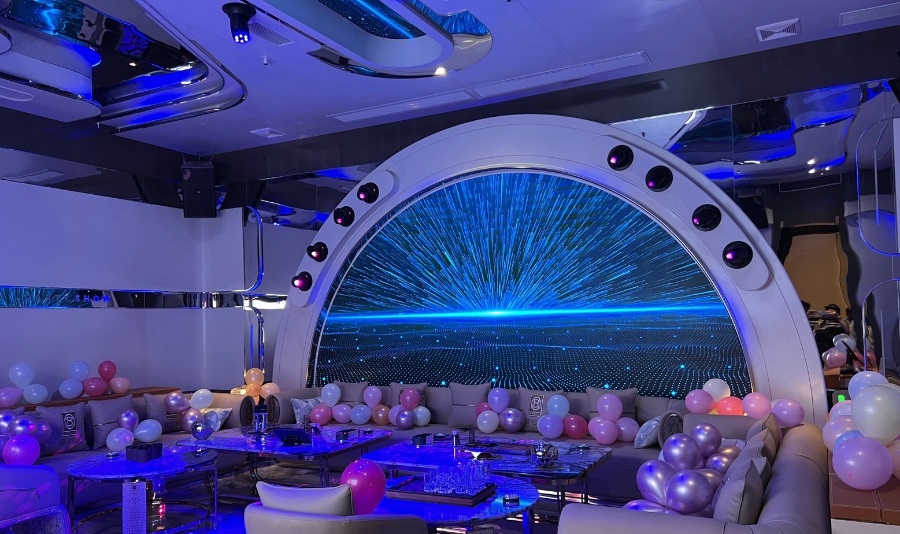 摩伯斯KTV